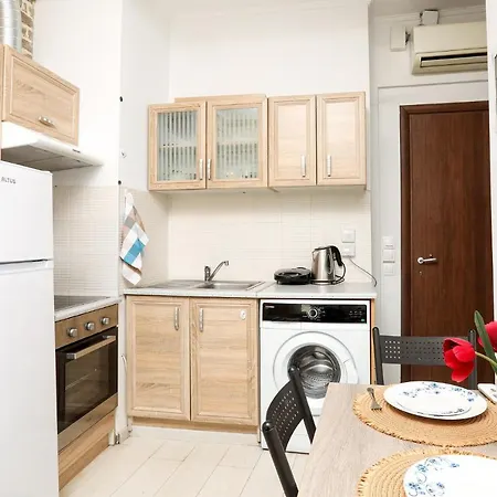 Anna's * Corfu (city)